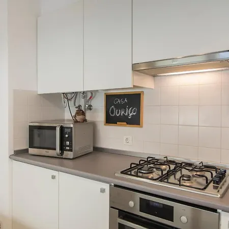 Lovelystay - Casa Ourico דירה *